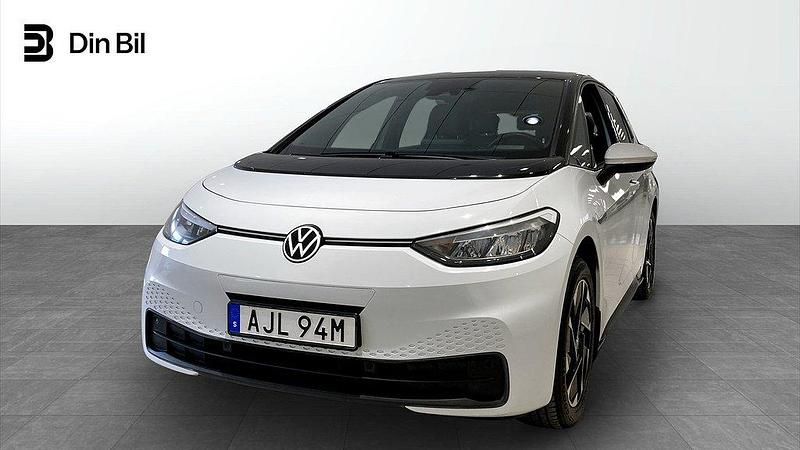 Vit (glacier white metallic bl) Begagnad 2022 VW ID.3 Pro Performance Halvkombi | 239 900 kr (Superpris) - Bild 1/4