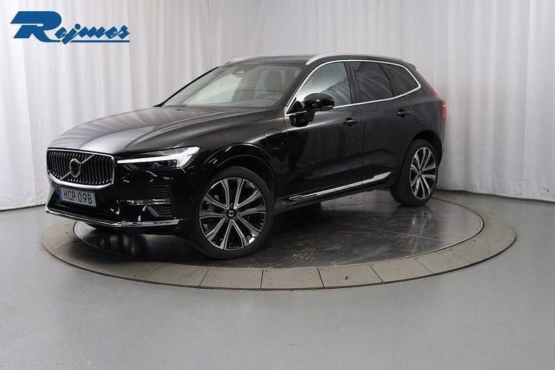 Onyx black metallic Begagnad 2025 Volvo XC60 Plus SUV | 579 900 kr (Dyr) - Bild 1/4