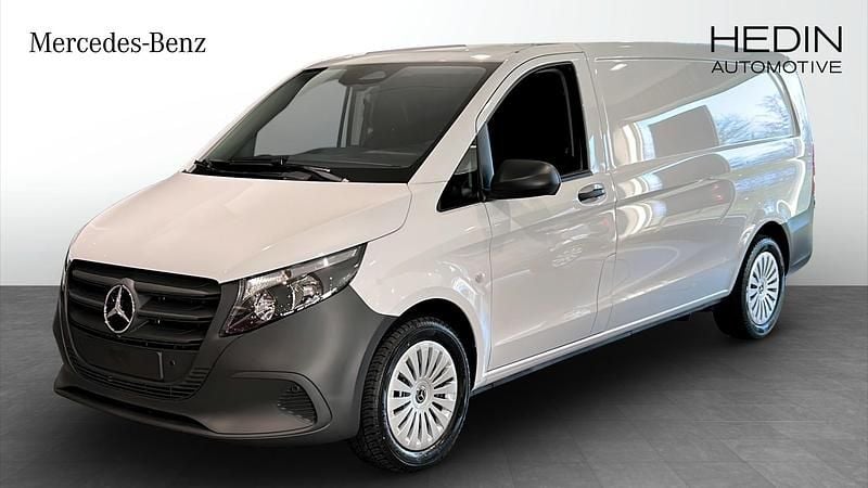 Ny Mercedes Vito 136 HK (100 kW) 2025 Svart Van