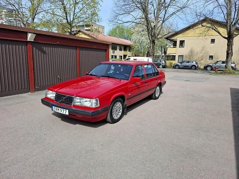 Begagnad 1998 Volvo 940 Standard Sedan | 105 000 kr (Marknadspris) - Bild 1/4