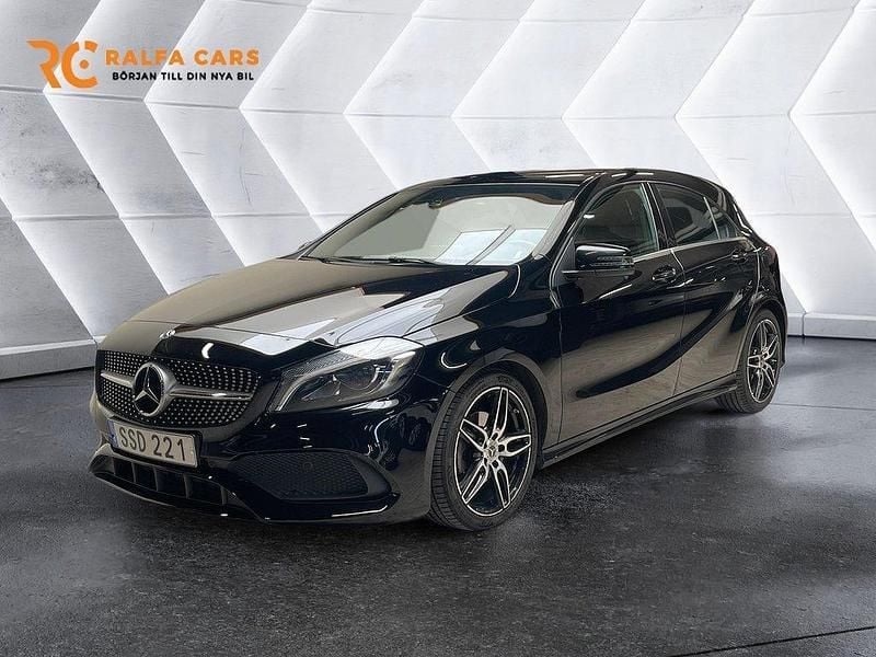 Svart Begagnad 2018 Mercedes A180 AMG Halvkombi | 174 800 kr (Marknadspris) - Bild 1/3