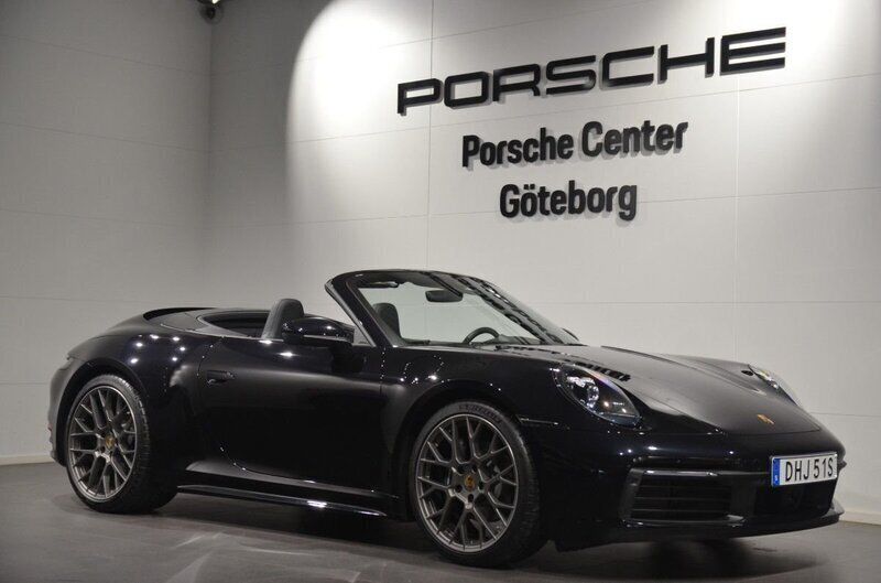 Svart (black) Begagnad 2024 Porsche 911 Carrera Cabriolet Cab | 1 549 000 kr - Bild 1/4