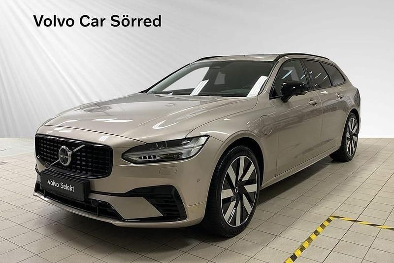 Grå Begagnad 2025 Volvo V90 Plus Kombi | 484 900 kr - Bild 1/3
