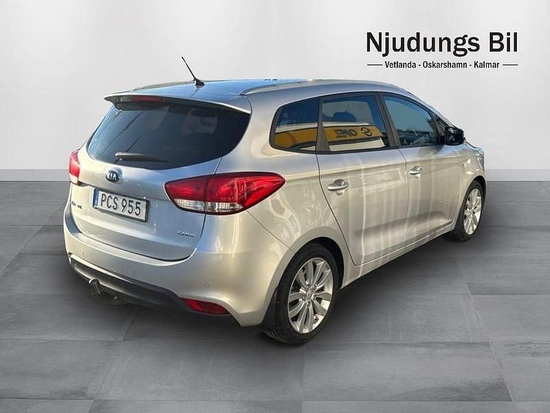 Begagnad Kia Carens 141 HK (103 kW) 2015 Grå Minibuss