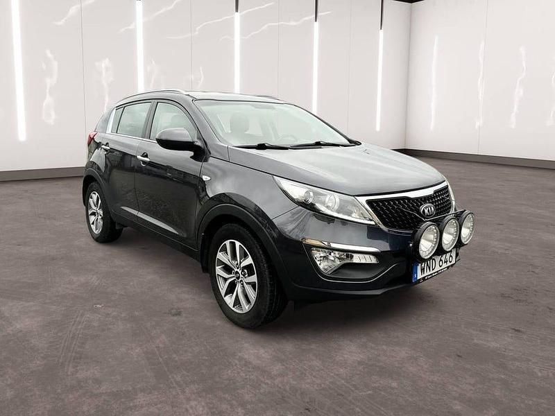 Grå Begagnad 2015 Kia Sportage SUV | 89 900 kr (Marknadspris) - Bild 1/4
