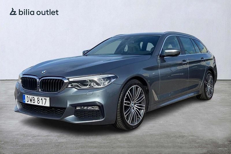 Blå Begagnad 2018 BMW 540 M Sport Kombi | 389 900 kr (Marknadspris) - Bild 1/3