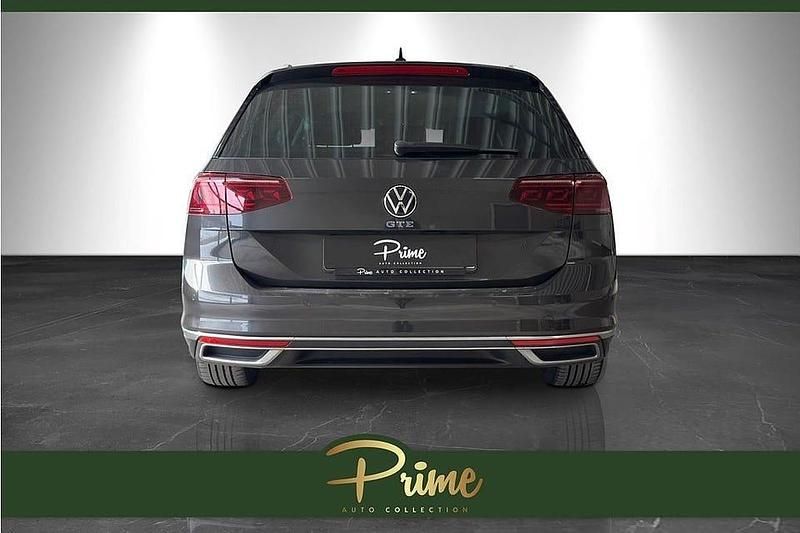 Begagnad VW Passat Business 218 HK (160 kW) 2020 Grå Kombi