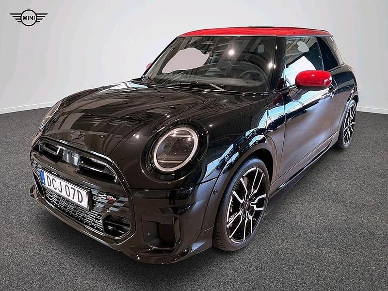 Svart Begagnad 2024 Mini Cooper S Halvkombi | 409 900 kr - Bild 1/4