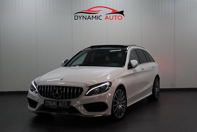 Vit Begagnad 2017 Mercedes C220 AMG Kombi | 239 900 kr (Lite dyr) - Bild 1/4