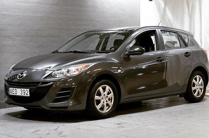 Grå Begagnad 2009 Mazda 3 Inclusive Halvkombi | 32 000 kr (Bra pris) - Bild 1/4