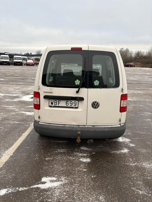 Begagnad 2004 VW Caddy Minibuss | 23 000 kr (Marknadspris) - Bild 1/4