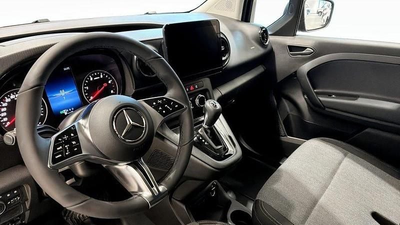 Ny Mercedes Citan 112 Edition 116 HK (85 kW) 2025 Svart