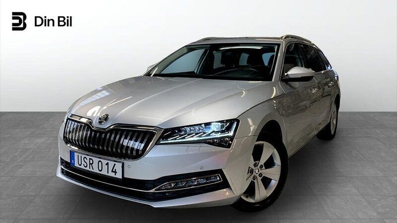 Silver Begagnad 2024 Skoda Superb Kombi | 399 000 kr (Bra pris) - Bild 1/4