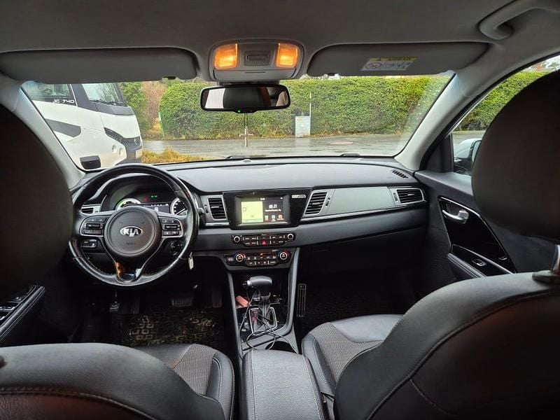 Begagnad Kia Niro Advance 141 HK (103 kW) 2018 SUV