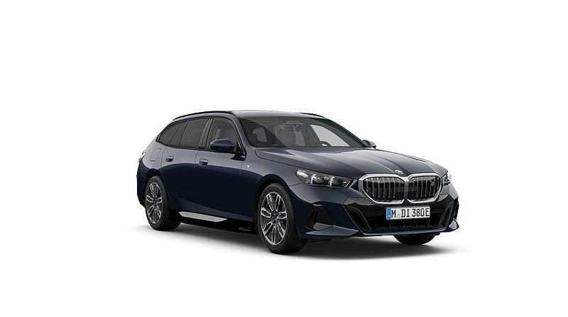 Svart Begagnad 2024 BMW i5 M Sport Sedan | 699 500 kr - Bild 1/4