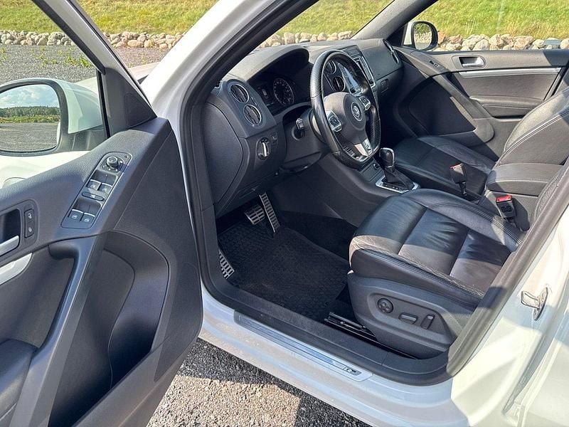 Begagnad VW Tiguan R-line 184 HK (135 kW) 2015 Vit SUV