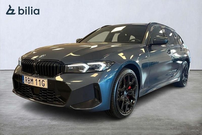 Begagnad BMW 330 M Sport 292 HK (214 kW) 2025 Blå Kombi