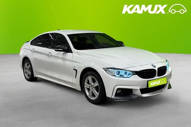 Vit Begagnad 2016 BMW 420 Sport Line Halvkombi | 229 800 kr (Marknadspris) - Bild 1/4