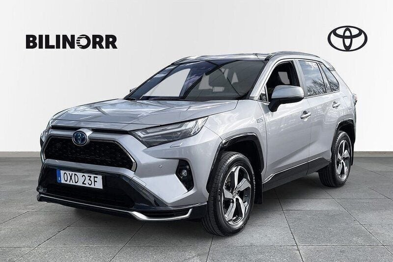 Silver Begagnad 2023 Toyota RAV4 Hybrid Edition SUV | 499 900 kr (Marknadspris) - Bild 1/4