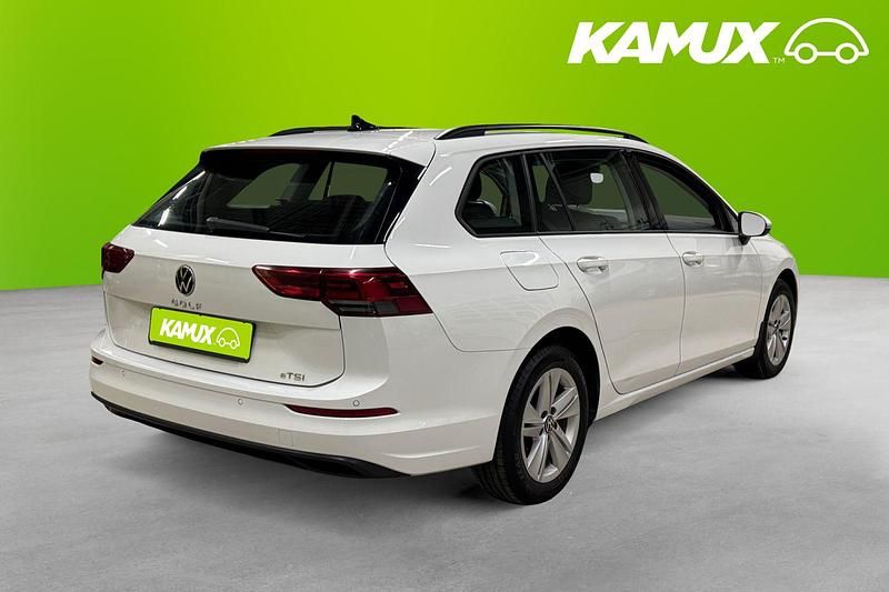 Begagnad VW Golf VIII 2023 Vit