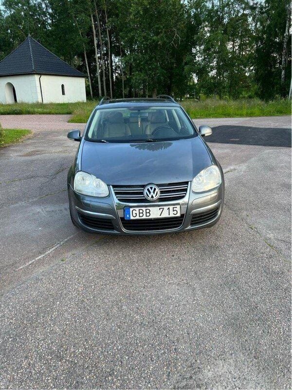 Grå Begagnad 2008 VW Golf VI Kombi | 32 500 kr (Superpris) - Bild 1/4