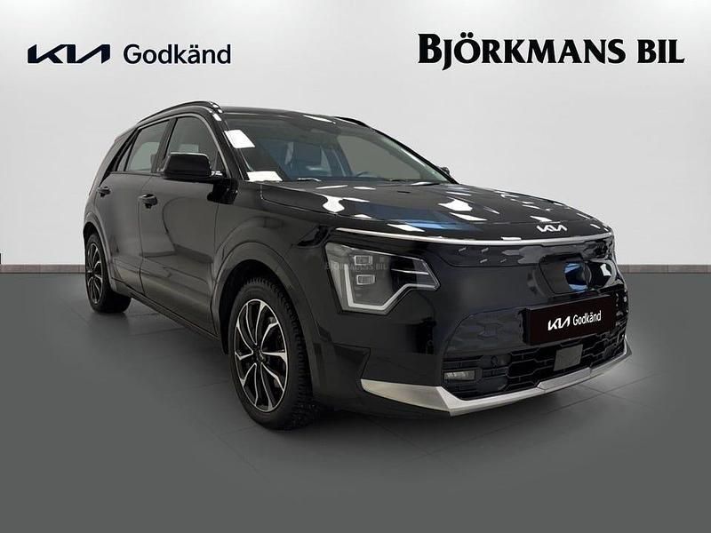 Begagnad Kia e-Niro 150 kW (204 HK) 2022 Svart SUV