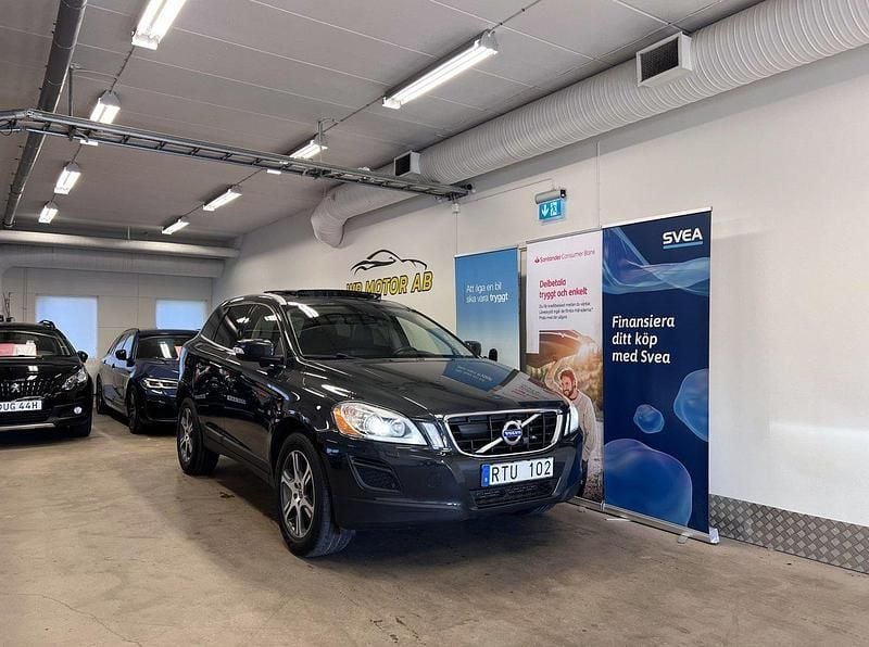 Grå Begagnad 2012 Volvo XC60 Summum SUV | 154 900 kr (Bra pris) - Bild 1/4