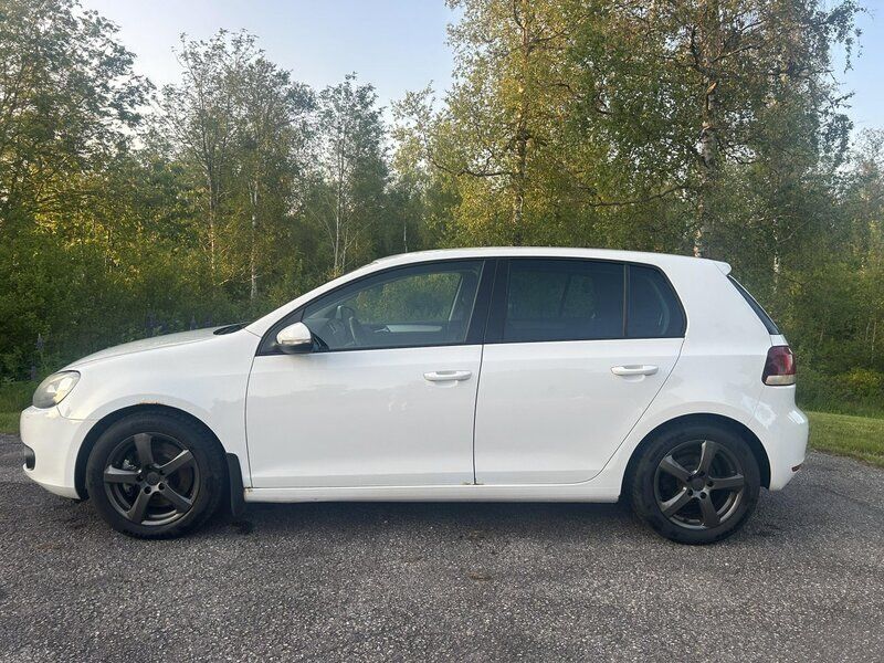 Vit Begagnad 2011 VW Golf VI GT Halvkombi | 58 000 kr (Marknadspris) - Bild 1/4