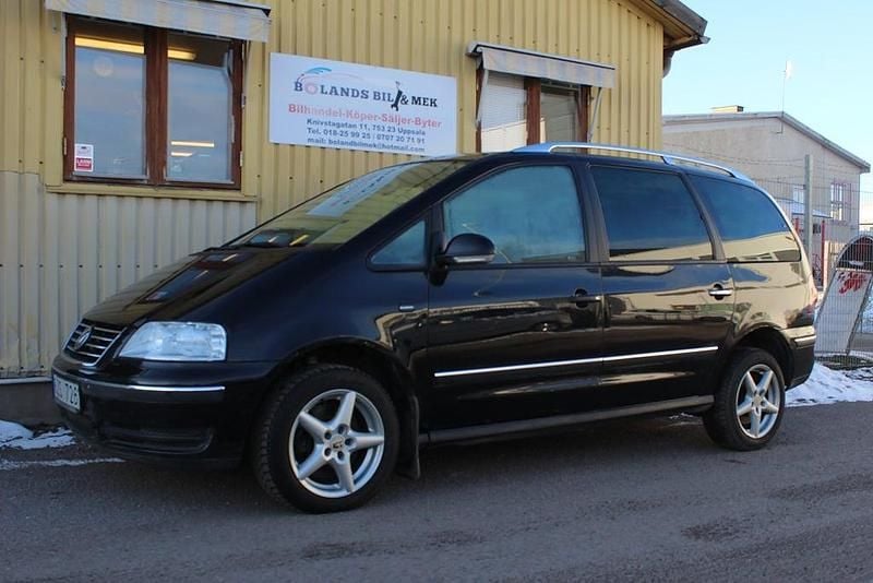 Begagnad VW Sharan 150 HK (110 kW) 2008 Svart Minibuss