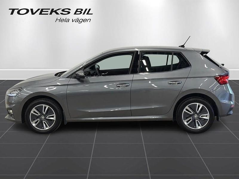 Begagnad Skoda Fabia 110 HK (80 kW) 2023 Graphite grey metallic Halvkombi