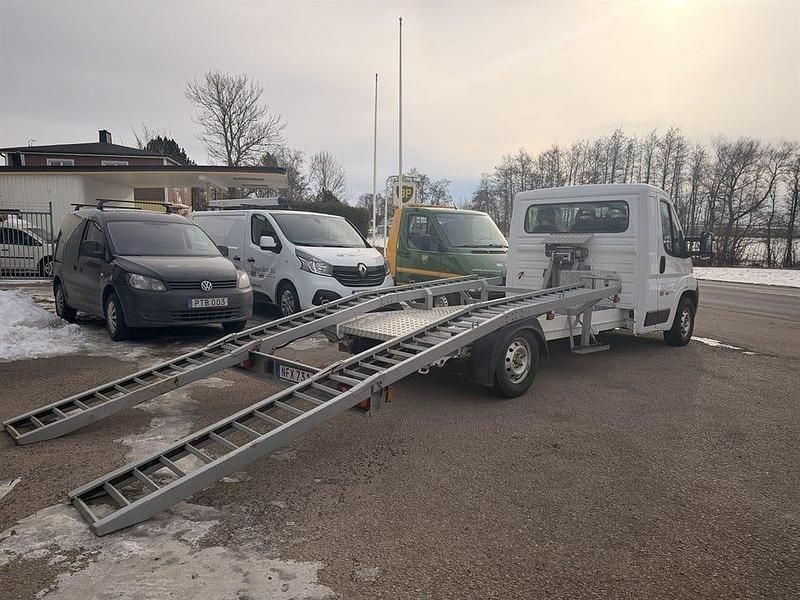 Begagnad Peugeot Boxer 150 HK (110 kW) 2013 Vit Van