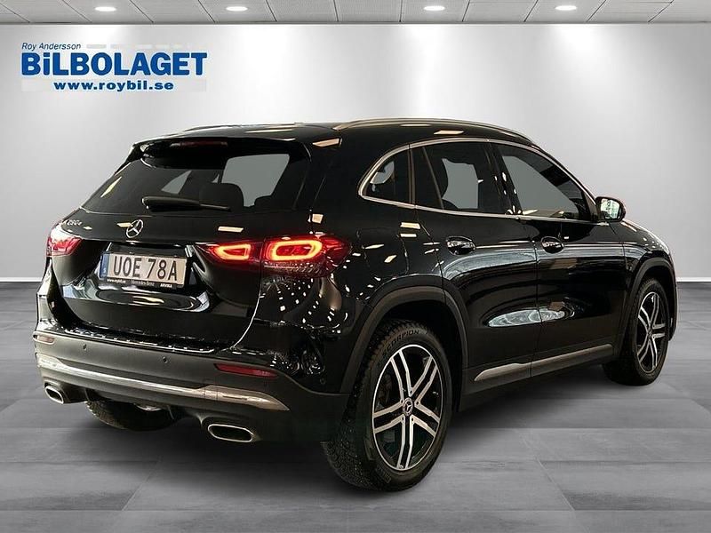 Begagnad Mercedes GLA250 AMG line 218 HK (160 kW) 2021 Svart SUV