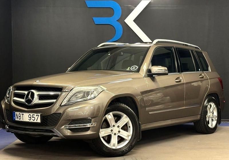 Grå Begagnad 2012 Mercedes GLK220 SUV | 139 900 kr (Lite dyr) - Bild 1/4