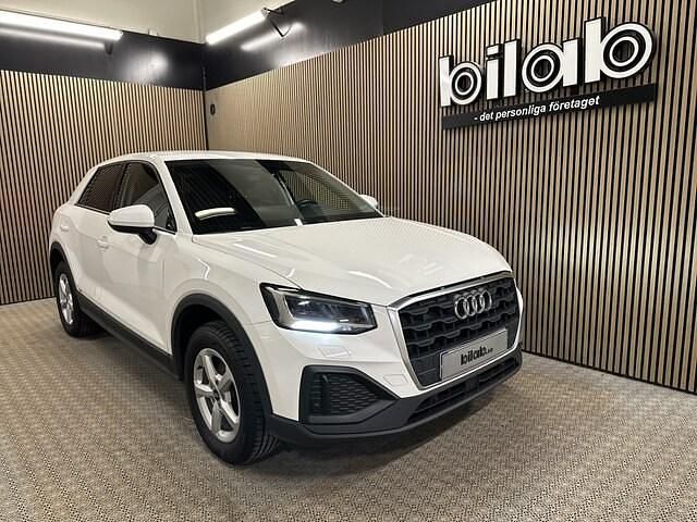 Ibisvit Begagnad 2021 Audi Q2 Proline SUV | 229 000 kr (Lite dyr) - Bild 1/4