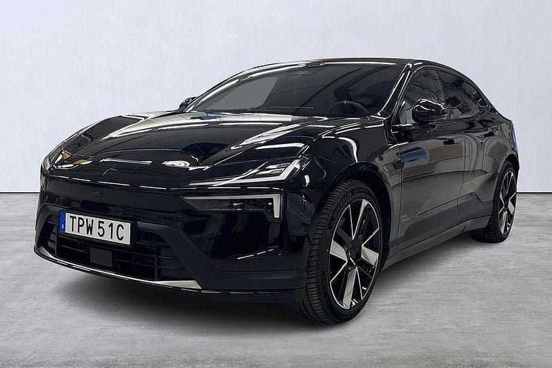 Svart Begagnad 2024 Polestar 4 Long Range Dual motor SUV | 649 900 kr (Marknadspris) - Bild 1/4