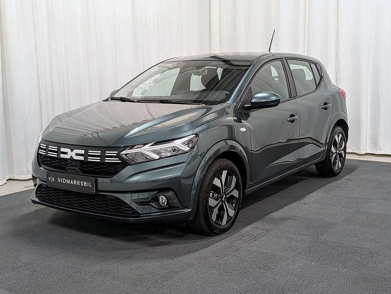 Grön Begagnad 2024 Dacia Sandero Halvkombi | 178 900 kr (Marknadspris) - Bild 1/4