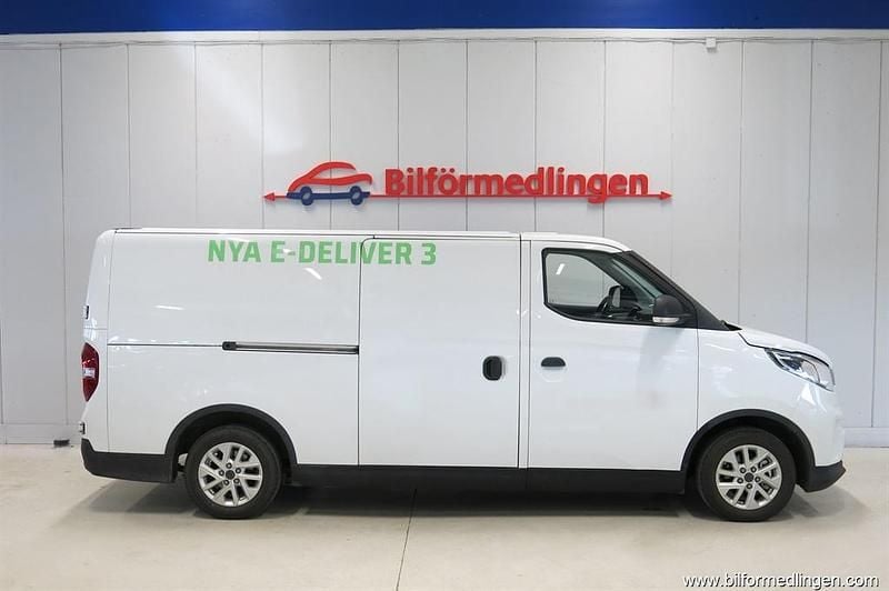 Begagnad Maxus eDeliver 3 90 kW (123 HK) 2021 Vit Van