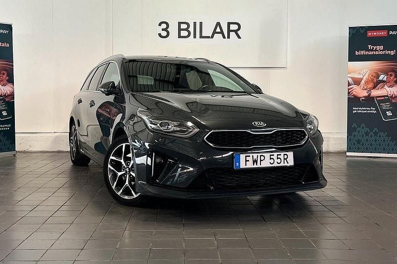 Grå Begagnad 2019 Kia Ceed Sportswagon GT-Line Kombi | 164 990 kr (Marknadspris) - Bild 1/4