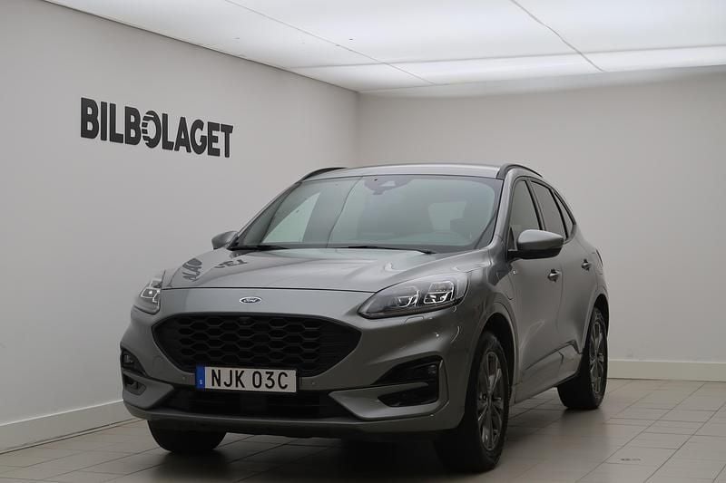 Grå Begagnad 2022 Ford Kuga ST-Line X SUV | 249 800 kr (Marknadspris) - Bild 1/4