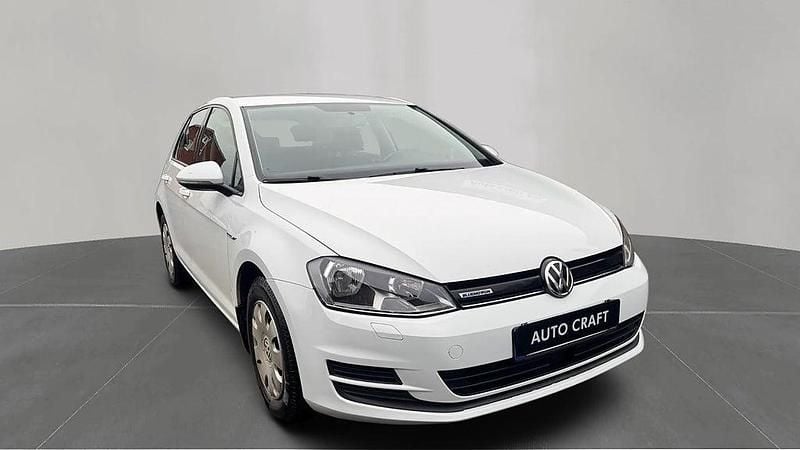 Begagnad VW Golf VII 110 HK (80 kW) 2016 Vit Halvkombi
