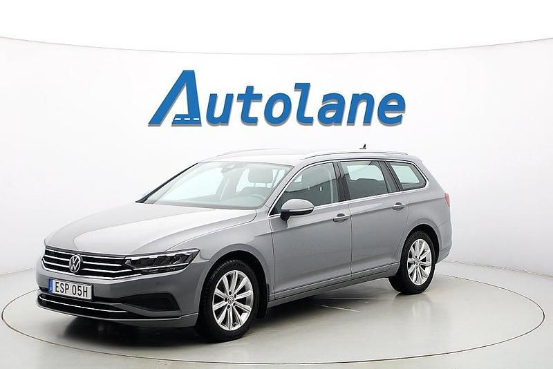 Begagnad VW Passat Edition 150 HK (110 kW) 2022 Grå Kombi
