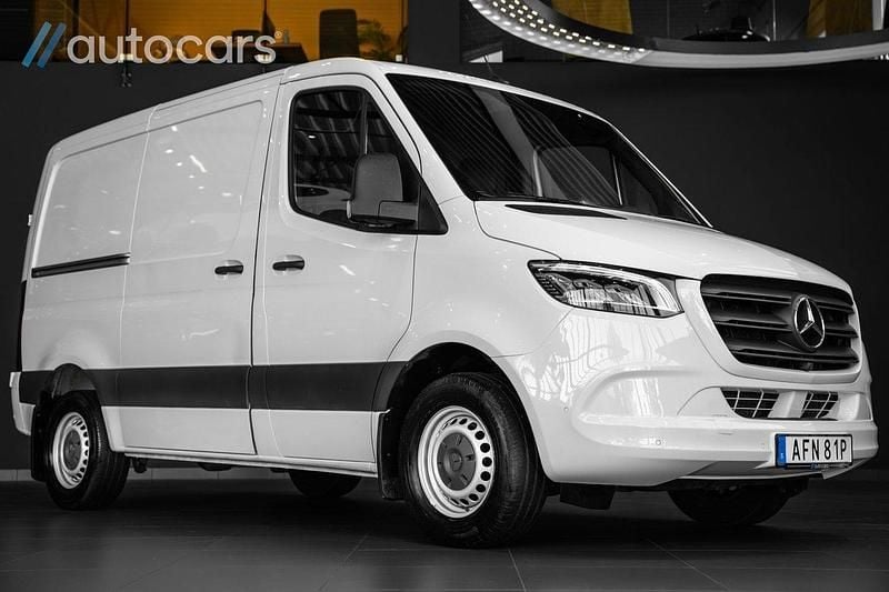 Vit Begagnad 2024 Mercedes Sprinter Van | 498 750 kr (Marknadspris) - Bild 1/4