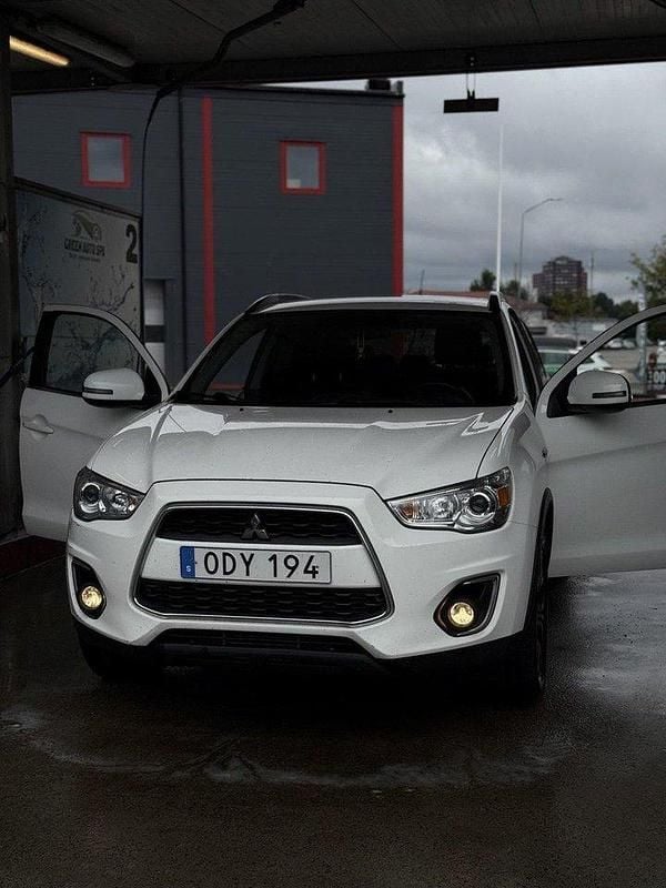 Vit Begagnad 2016 Mitsubishi ASX Comfort Edition SUV | 130 000 kr (Marknadspris) - Bild 1/4