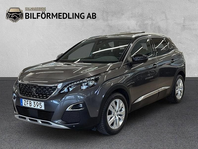 Mörkgrå (grå) Begagnad 2018 Peugeot 3008 GT-line SUV | 199 800 kr (Marknadspris) - Bild 1/4