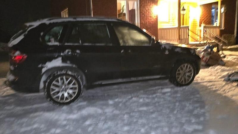 Svart Begagnad 2012 BMW X5 SUV | 139 000 kr - Bild 1/1