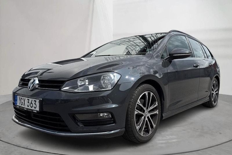 Mörkgrå Begagnad 2017 VW Golf VII GT | 139 900 kr (Marknadspris) - Bild 1/4