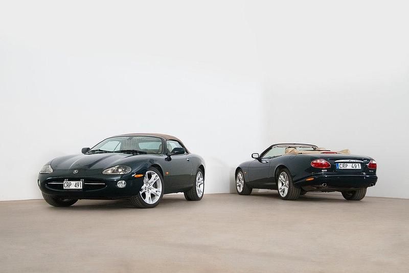 Grön Begagnad 2004 Jaguar XK Cab | 239 000 kr - Bild 1/4