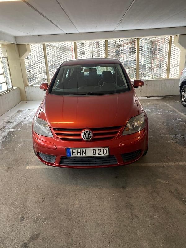 Begagnad VW Golf Plus Cross 102 HK (75 kW) 2008 Minibuss