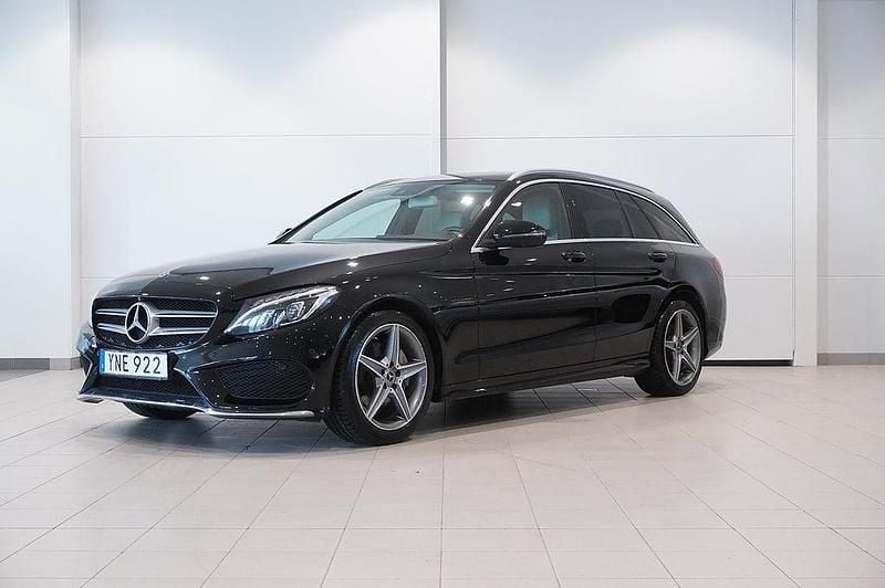 Svart Begagnad 2018 Mercedes C200 AMG line Kombi | 239 800 kr (Lite dyr) - Bild 1/4