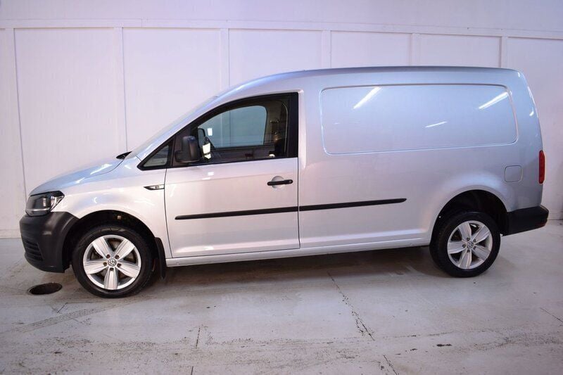Silver (silvermetallic) Begagnad 2016 VW Caddy Maxi Minibuss | 149 900 kr (Marknadspris) - Bild 1/4